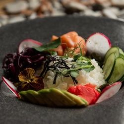 Логотип партнёра сервиса чаевых Камико