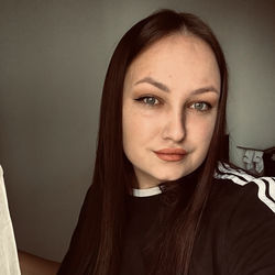 Полина