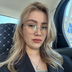 Александра