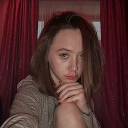 Полина