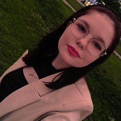 Полина