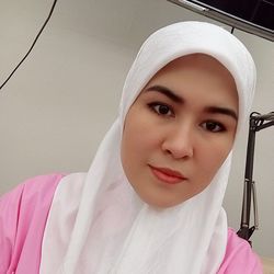 Садия Закирова